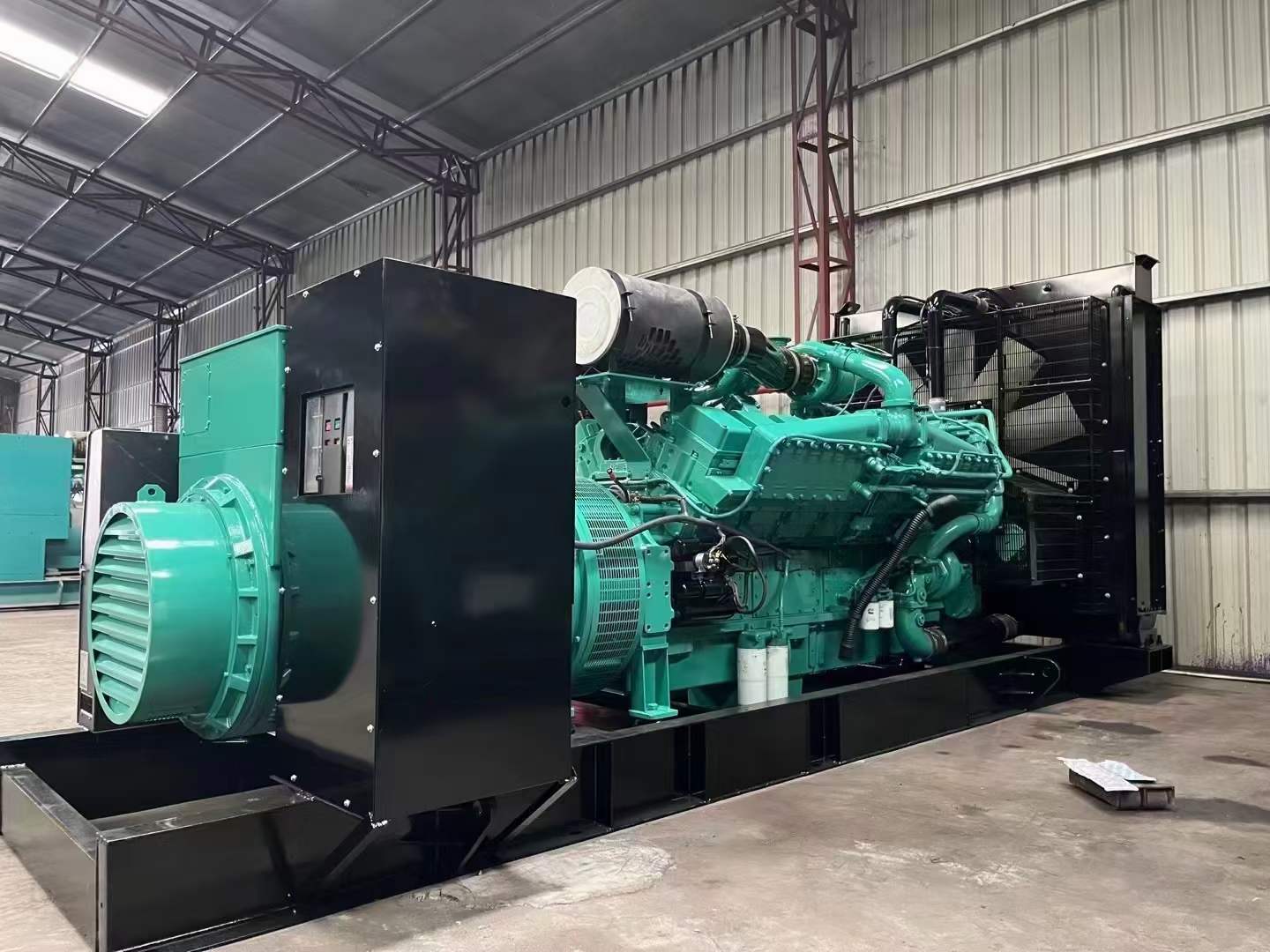 南岗如何降低 800kW 柴油发电机输出电流的波动？