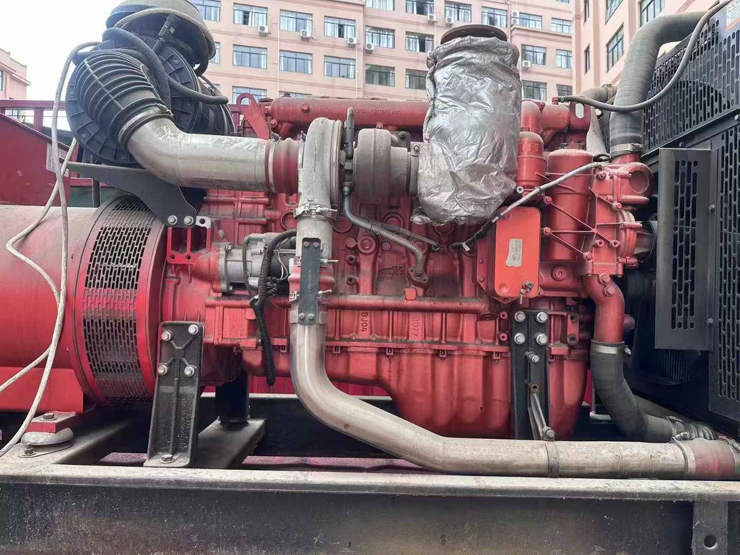 南岗如何选择适合 600kW 柴油发电机组的过载保护器？